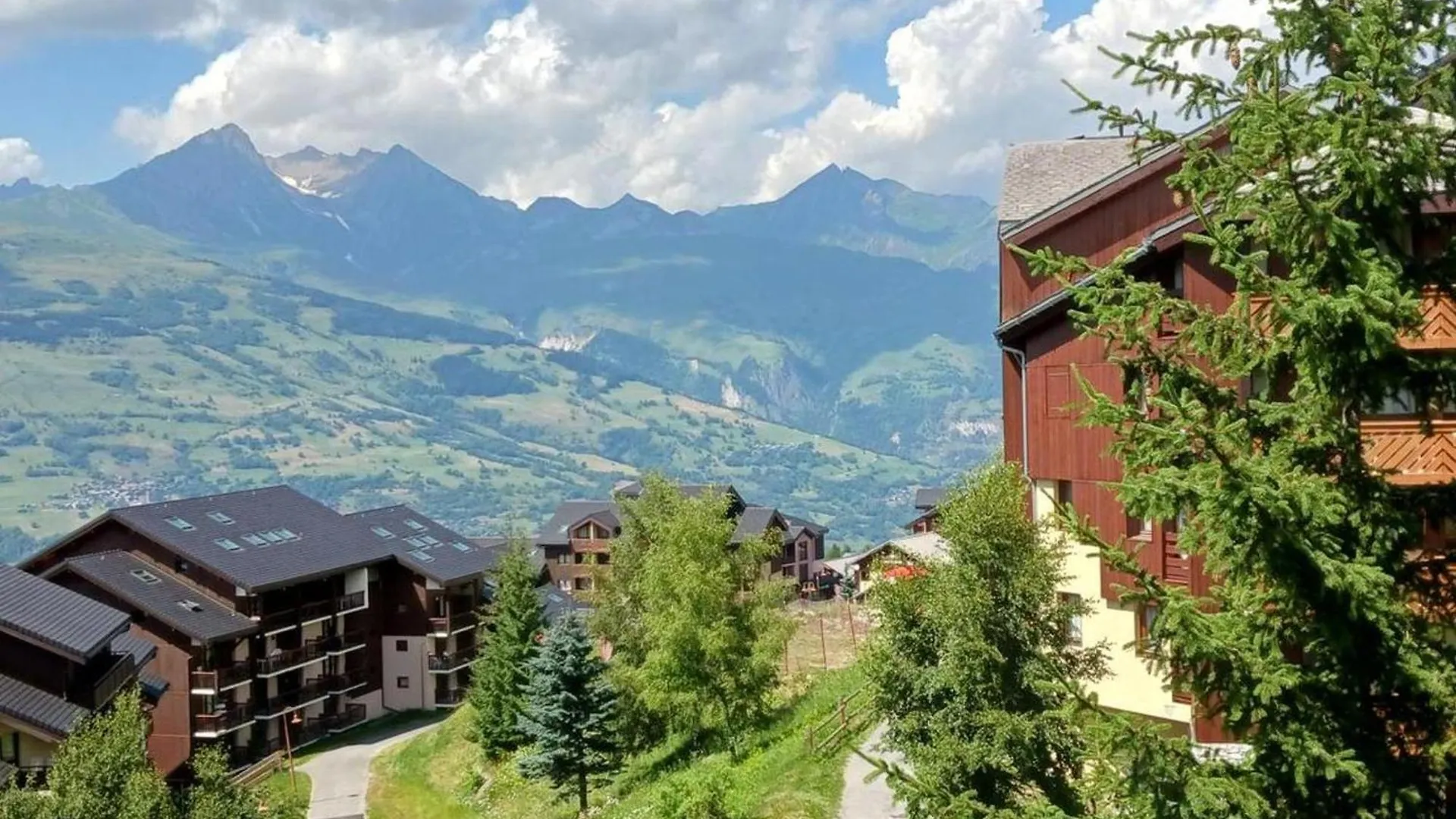 Studio Pour 4 A Vallandry, Proche Des Pistes Avec Tv Et Balcon - Fr-1-411-277 Landry